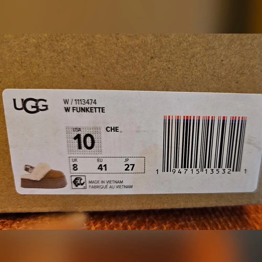 UGG - FUNKETTE PLATFORM - Chesnut - US 10 - BNIB - Picture 8 of 8